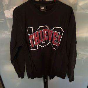 100 Thieves crewneck
